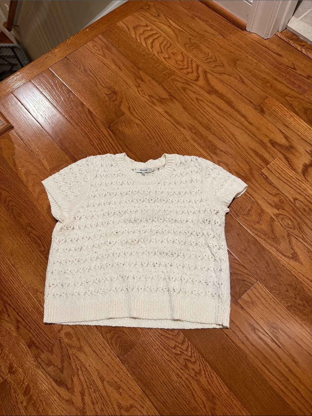 EUC - Madewell short-sleeve cream sweater. Small